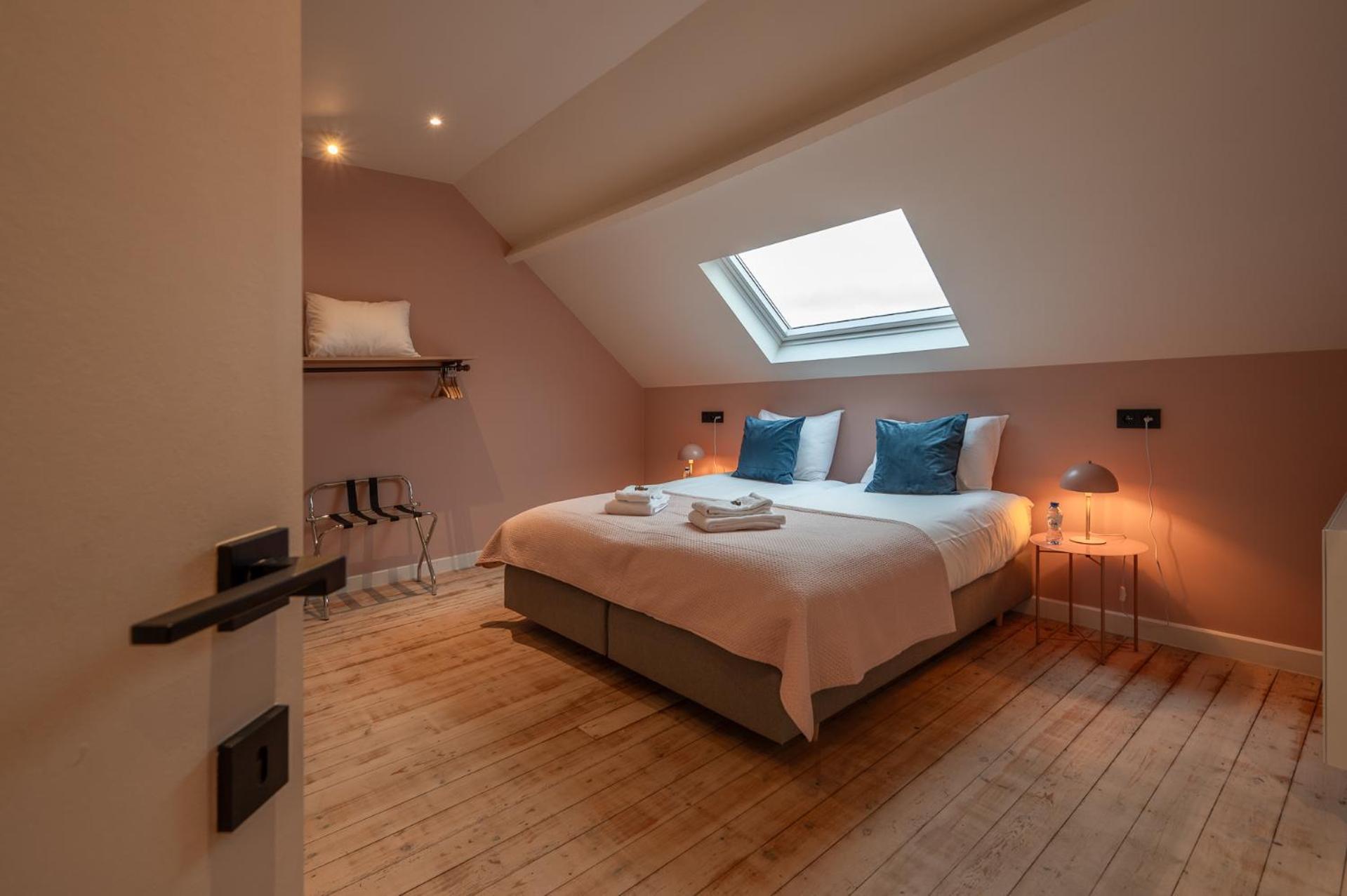 Villa Cezar - Big House At The Center Of Bruges - Free Parking エクステリア 写真